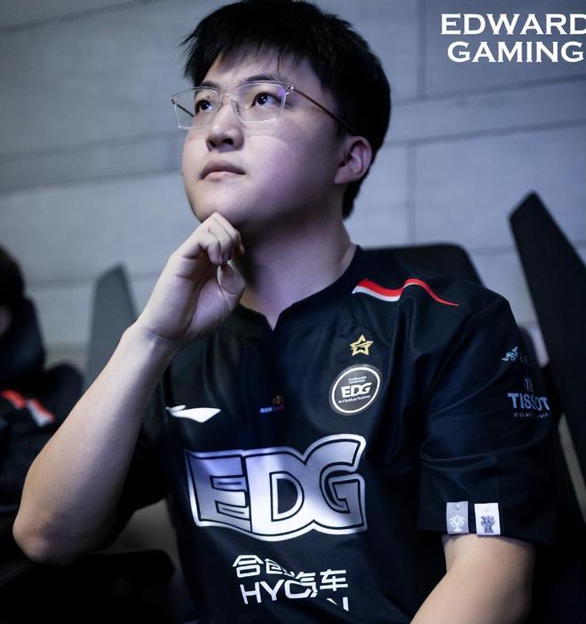 ayx-包含RNG带队取胜！，Uzi重要时刻爆冷上演精彩一战的词条