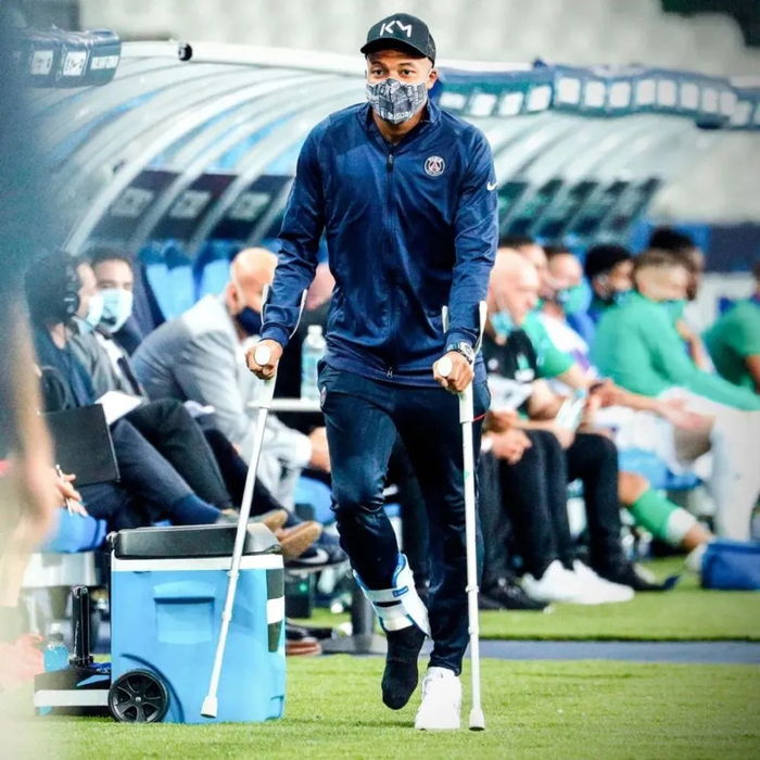 爱游戏-法国杯集结日走向成谜，亚特兰大单刀错失，态度坚定，年轻球员得到机会(亚特兰大足球对意大利杯的态度)